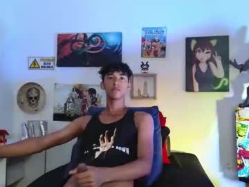 Zmucky Chaturbate stream image from December 18, 2024