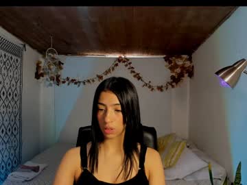 Amatistarey Chaturbate stream image from December 18, 2024