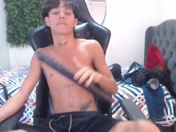 Andy_Dan1 Chaturbate stream image from December 18, 2024