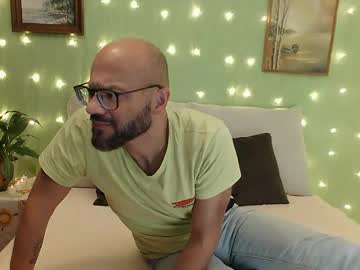Anthonyxroyal Chaturbate stream image from December 18, 2024