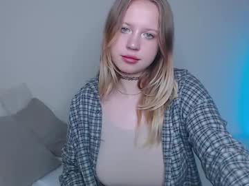 Fallen__Angell_ Chaturbate stream image from December 18, 2024
