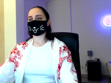 Gummypeach Chaturbate stream image from December 18, 2024