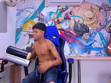 Jeffry_Wolves Chaturbate stream image from December 18, 2024