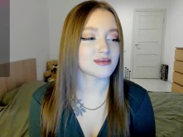 Ju_Lii Chaturbate stream image from December 18, 2024