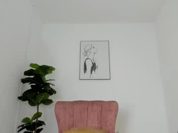 Lau_Beanco Chaturbate stream image from December 18, 2024
