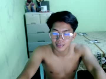 Mayangbungol Chaturbate stream image from December 18, 2024