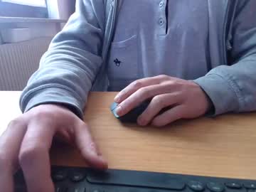 Mysecr3tsins Chaturbate stream image from December 18, 2024
