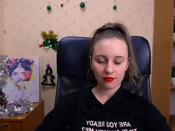 _Nicole_New Chaturbate stream image from December 18, 2024