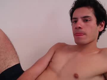 Andrestorres0 Chaturbate stream image from December 18, 2024