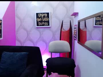 Hanha_Rossee Chaturbate stream image from December 18, 2024