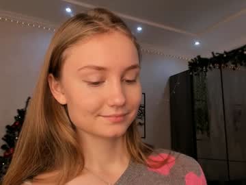 Joanblacknall Chaturbate stream image from December 18, 2024
