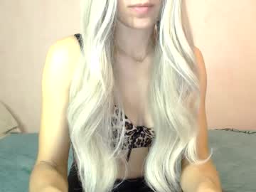 Kittyahrose Chaturbate stream image from December 18, 2024
