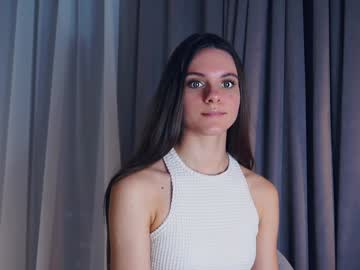 Lorettadunnell Chaturbate stream image from December 18, 2024