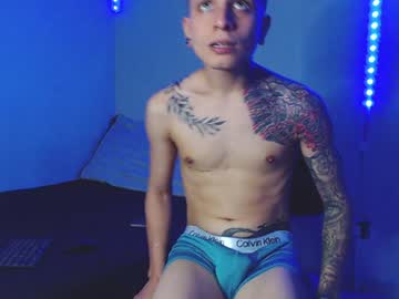 Mike777jr Chaturbate stream image from December 18, 2024