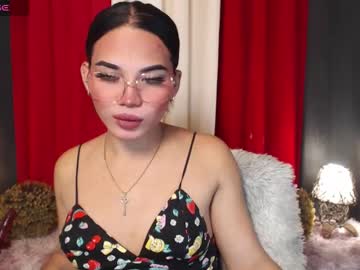 Misstrishontop Chaturbate stream image from December 18, 2024