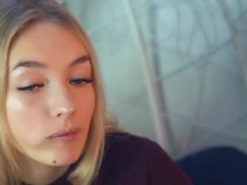 Moiragrise Chaturbate stream image from December 18, 2024