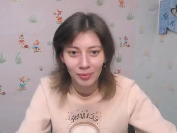 Rinarousee Chaturbate stream image from December 18, 2024