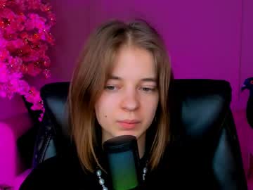 Tinadavil Chaturbate stream image from December 18, 2024