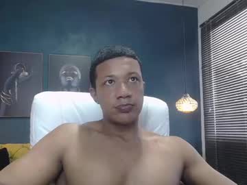 Wyatt_Slora Chaturbate stream image from December 18, 2024