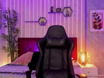 Adammtwink Chaturbate stream image from December 18, 2024