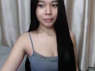 Atheena_Charm Chaturbate stream image from December 18, 2024