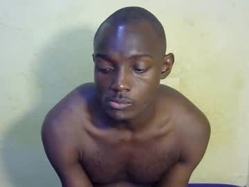 Busysigno Chaturbate stream image from December 18, 2024
