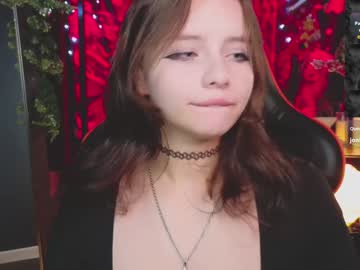 Holy_Bae Chaturbate stream image from December 18, 2024