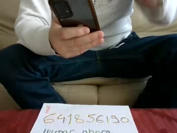 Julianmadrid Chaturbate stream image from December 18, 2024