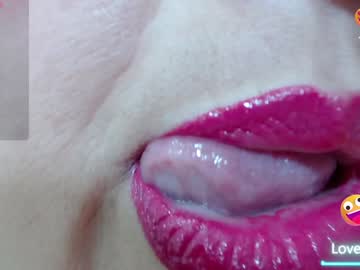 Kerly_Doll Chaturbate stream image from December 18, 2024