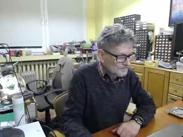 Korek24hot Chaturbate stream image from December 18, 2024