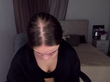 Kristinalevis Chaturbate stream image from December 18, 2024