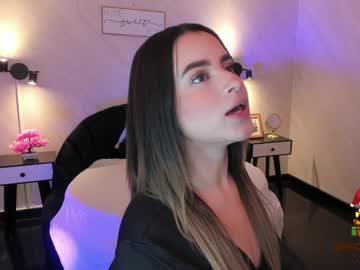 Loreen_Gray Chaturbate stream image from December 18, 2024