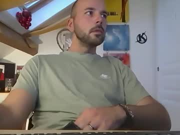 Mikmik91 Chaturbate stream image from December 18, 2024