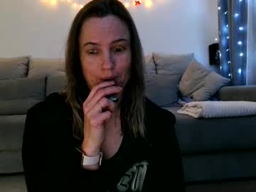 Moon_Lilithx Chaturbate stream image from December 18, 2024
