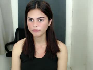 Paullinelove Chaturbate stream image from December 18, 2024