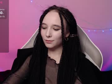 Robin_Yours Chaturbate stream image from December 18, 2024
