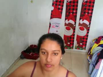 Swanalma1 Chaturbate stream image from December 18, 2024