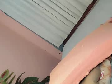 Temptresses Chaturbate stream image from December 18, 2024