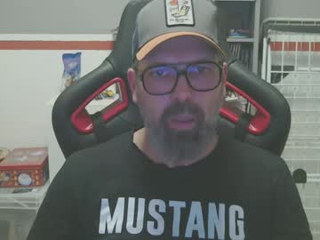 Womenizzeer Chaturbate stream image from December 18, 2024