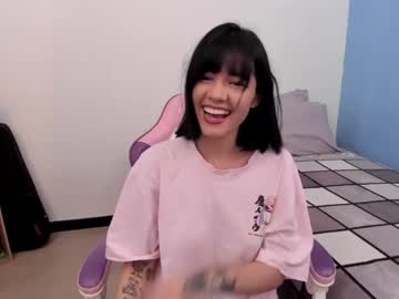 Yunablack Chaturbate stream image from December 18, 2024