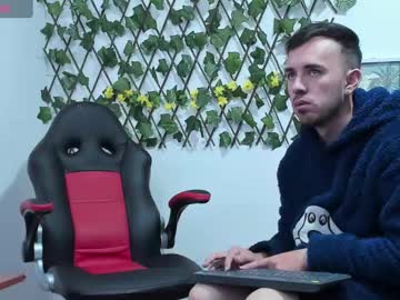 Big_Dicktop23 Chaturbate stream image from December 18, 2024