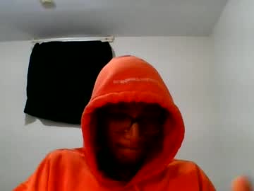 Chocolatinhermoso Chaturbate stream image from December 18, 2024
