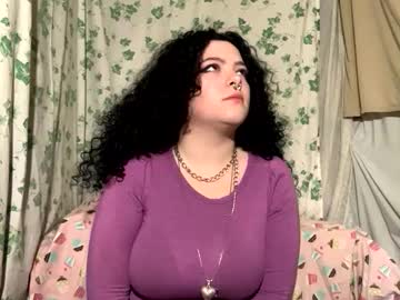 Circestinkz Chaturbate stream image from December 18, 2024