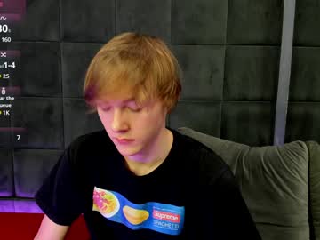 Dominic_Ayrton Chaturbate stream image from December 18, 2024