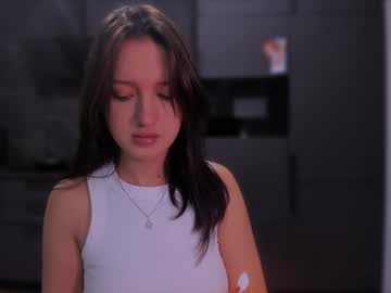 Lililaluna Chaturbate stream image from December 18, 2024
