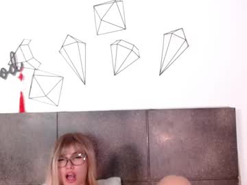 Lovely_Secret Chaturbate stream image from December 18, 2024