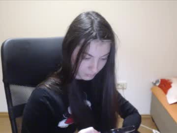 Vivianngray Chaturbate stream image from December 18, 2024