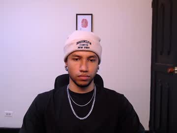 Yerfon_S1 Chaturbate stream image from December 18, 2024