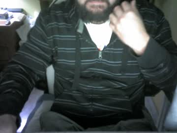 Yulius_7 Chaturbate stream image from December 18, 2024