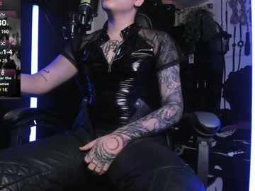 Allanhurtss Chaturbate stream image from December 18, 2024